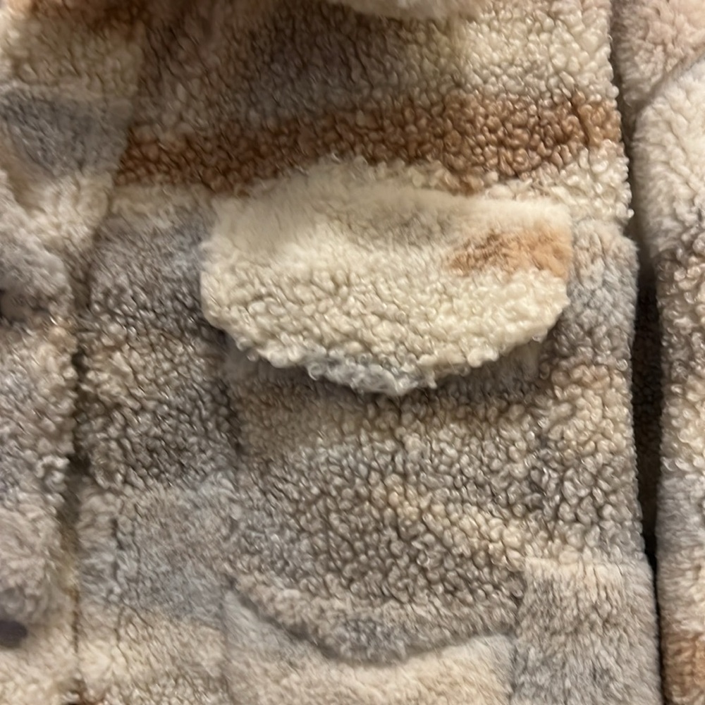 UGG Women’s Frankie UGGfluff Jacket - Picture 3 of 16